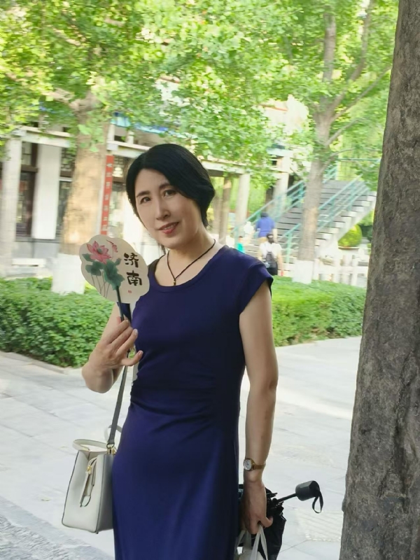 幸运满格的第一张照片--太原相亲服务中心