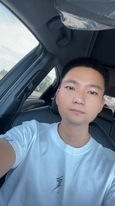 小江的第一张照片--太原相亲服务中心