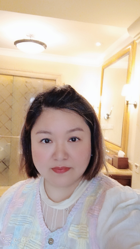 衎静玲瓏的第一张照片--太原相亲服务中心