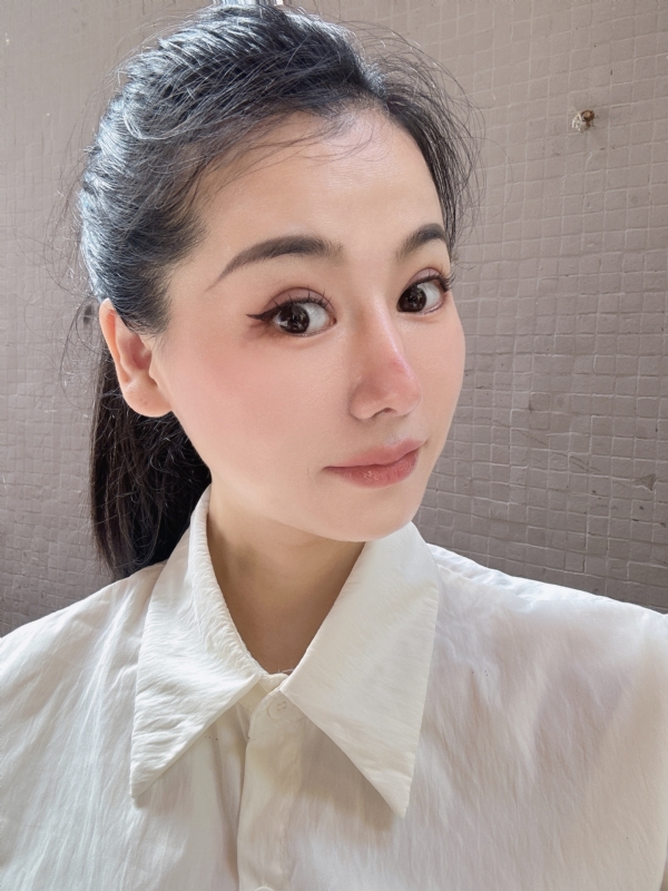金莉的第二张照片--太原相亲服务中心