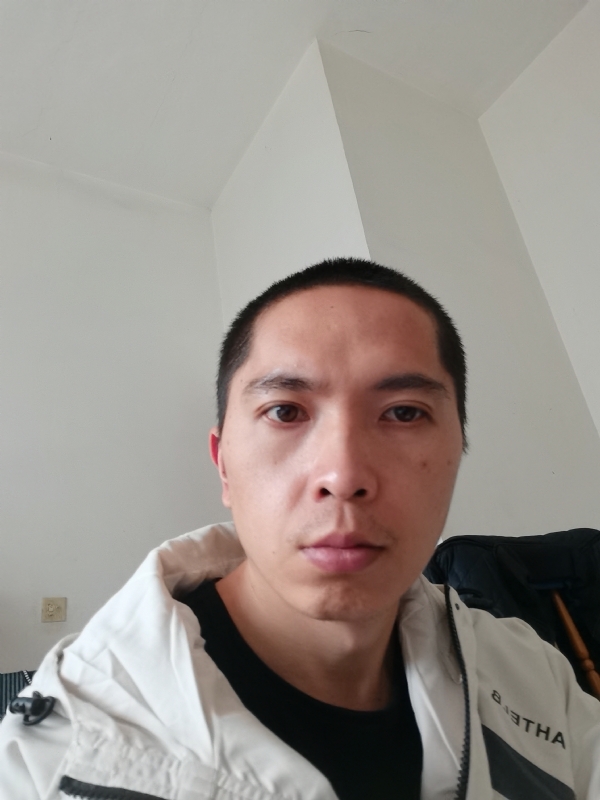 至诚的第一张照片--太原相亲服务中心