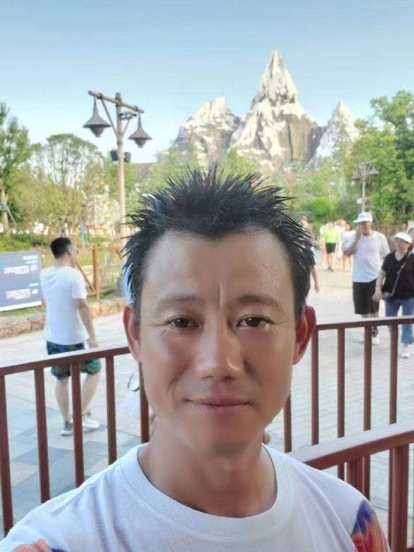 艾氏涂料博的第一张照片--太原相亲服务中心