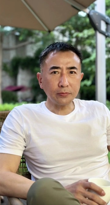 厚德载福的第一张照片--太原相亲服务中心