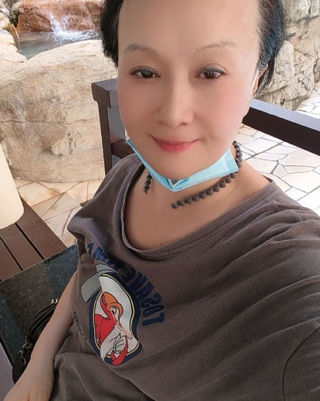 hong的第二张照片--太原相亲服务中心