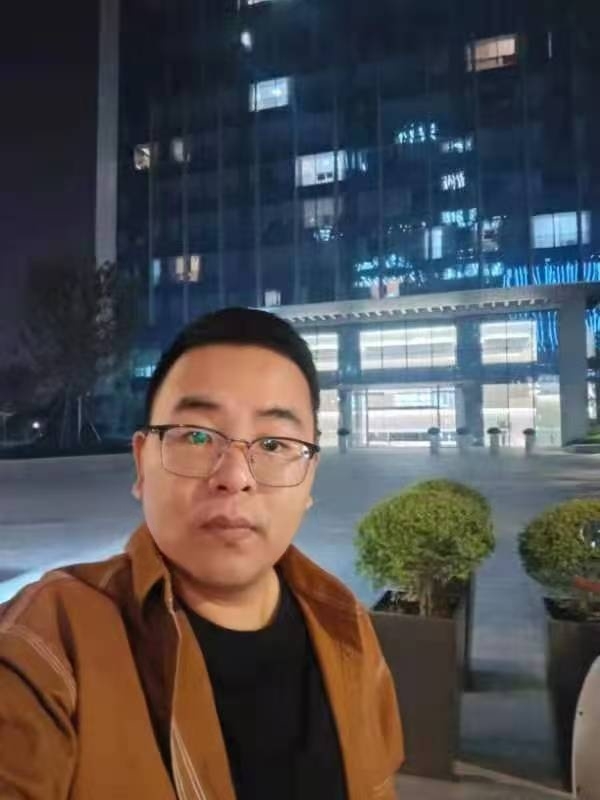 少康的第一张照片--太原相亲服务中心